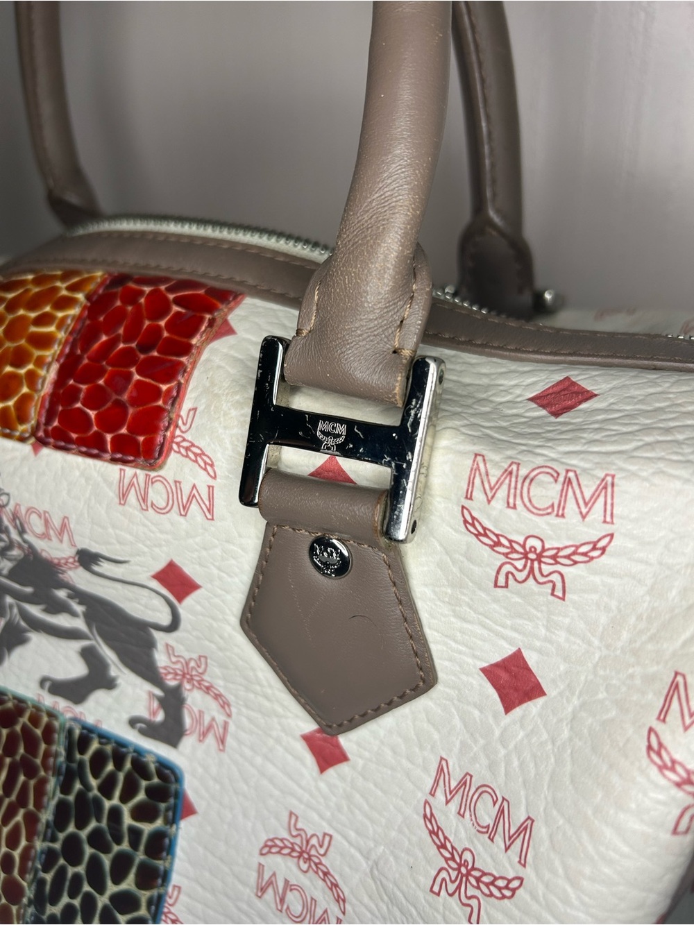 MCM Limited Edition “Princess Lion” Visetos Boston Bowler Bag - Picture 6 of 16